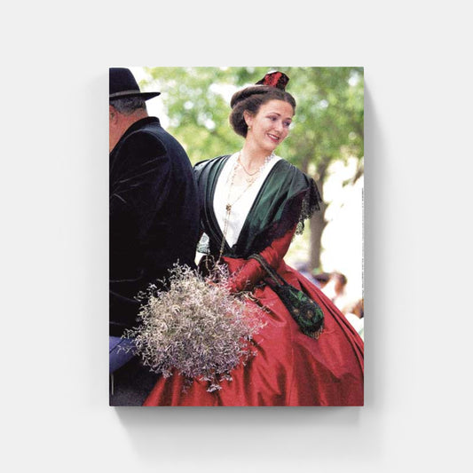 Affiche : "Reine d'Arles avec un bouquet de saladelles" de Gilles MARTIN-RAGET
