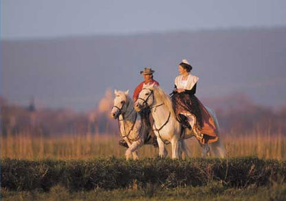 Photographie d'Art : "Arlésienne et Gardian à cheval" de Gilles MARTIN-RAGET